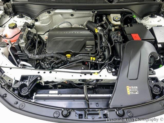 new 2025 Buick Envista car, priced at $29,825