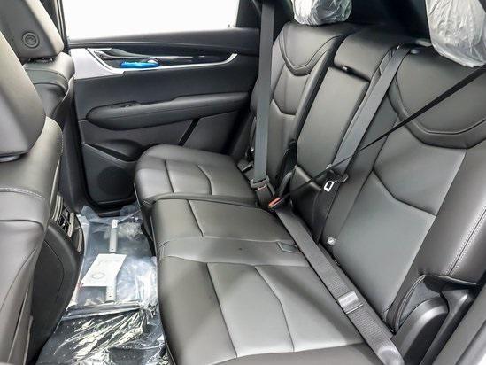 new 2025 Cadillac XT5 car, priced at $58,089