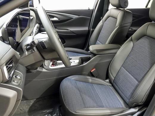 new 2025 Buick Envista car, priced at $25,940