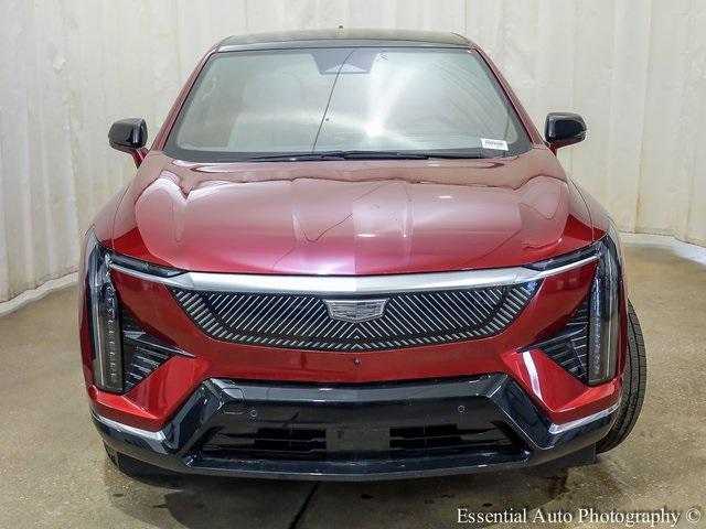 new 2025 Cadillac OPTIQ car, priced at $59,845