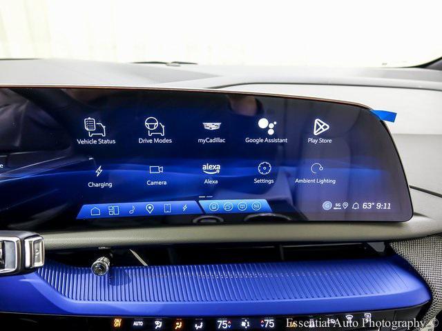 new 2025 Cadillac OPTIQ car, priced at $59,845