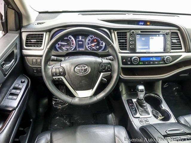 used 2016 Toyota Highlander car, priced at $22,750
