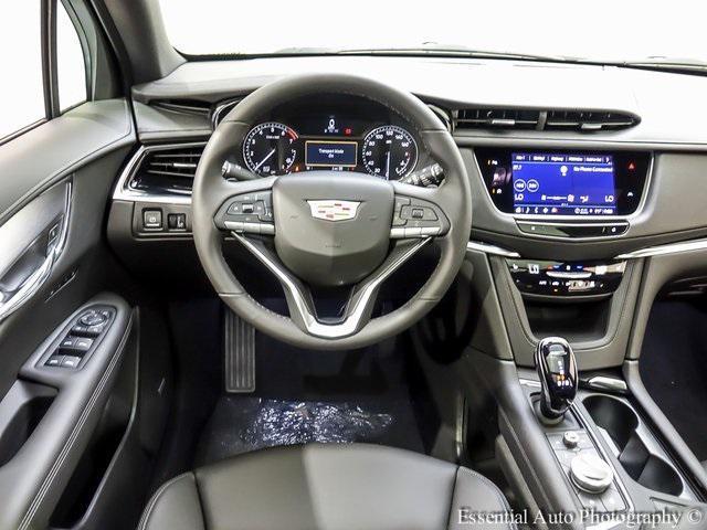 new 2025 Cadillac XT6 car, priced at $53,865