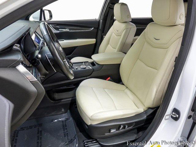 used 2023 Cadillac XT5 car, priced at $39,950