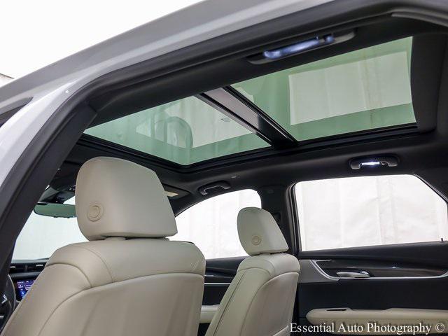 used 2023 Cadillac XT5 car, priced at $39,950