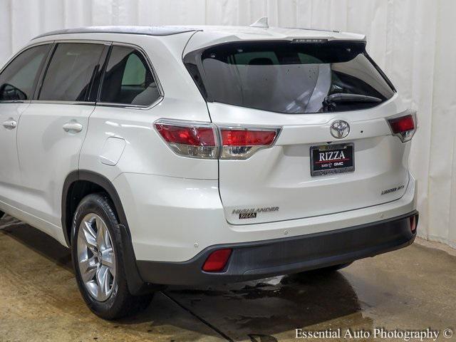used 2016 Toyota Highlander car, priced at $19,950