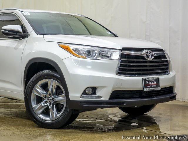 used 2016 Toyota Highlander car, priced at $19,950