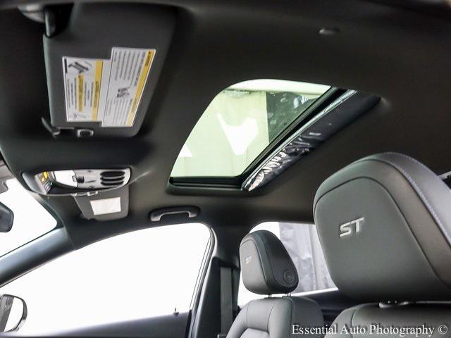 new 2025 Buick Envista car, priced at $30,869