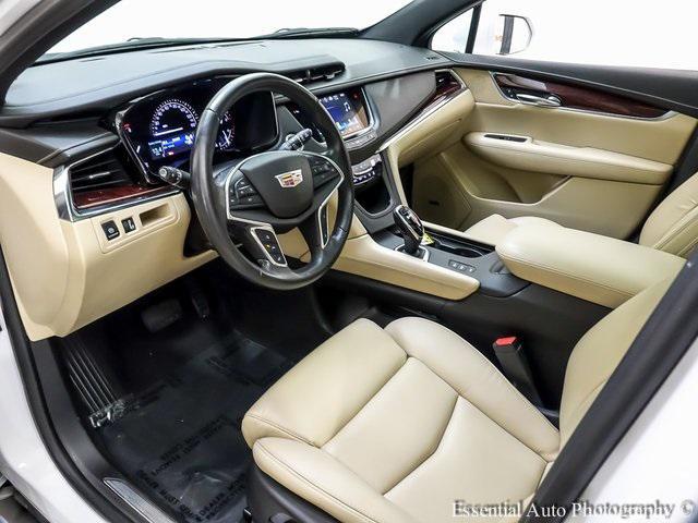 used 2017 Cadillac XT5 car, priced at $17,950