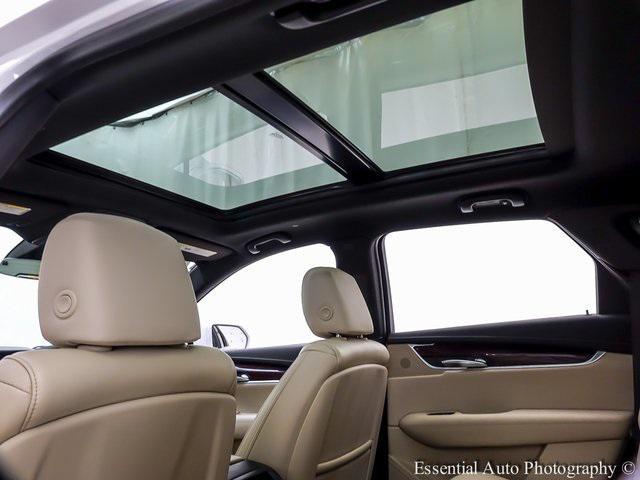 used 2017 Cadillac XT5 car, priced at $17,950
