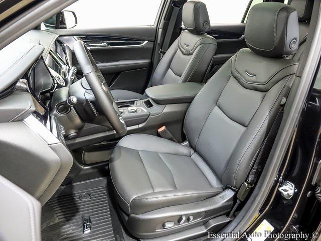new 2025 Cadillac XT6 car, priced at $64,039