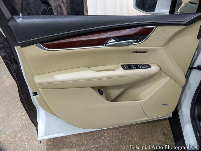 used 2019 Cadillac XT5 car, priced at $24,250