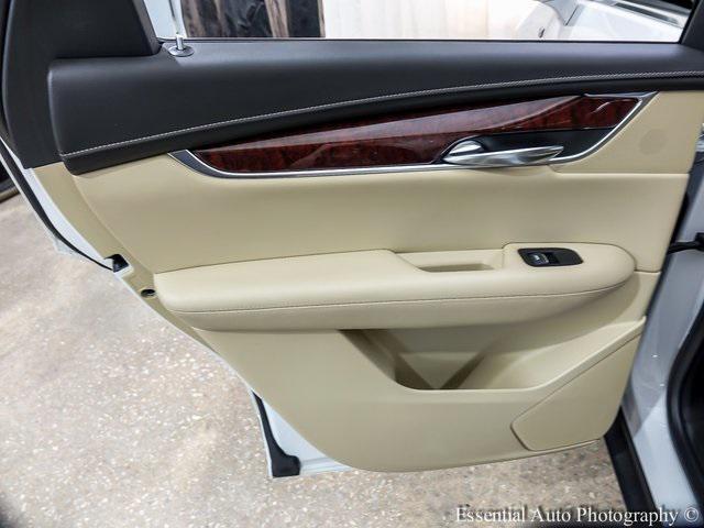 used 2019 Cadillac XT5 car, priced at $24,250