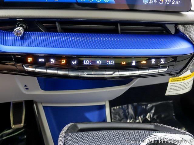 new 2025 Cadillac OPTIQ car, priced at $60,089
