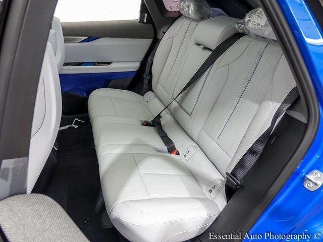 new 2025 Cadillac OPTIQ car, priced at $60,089
