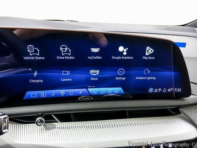 new 2025 Cadillac OPTIQ car, priced at $62,169
