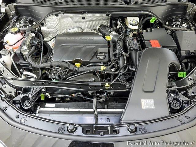new 2025 Buick Envista car, priced at $26,065