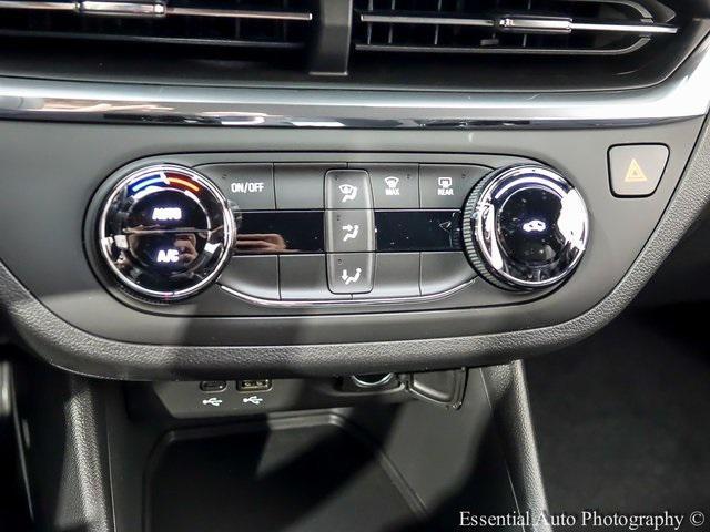 new 2025 Buick Envista car, priced at $26,065