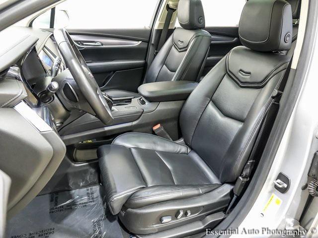 used 2017 Cadillac XT5 car, priced at $19,950