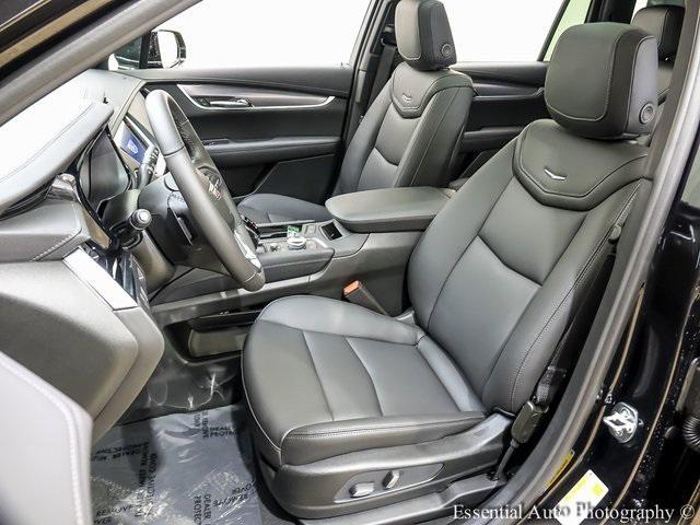 new 2025 Cadillac XT6 car, priced at $54,164