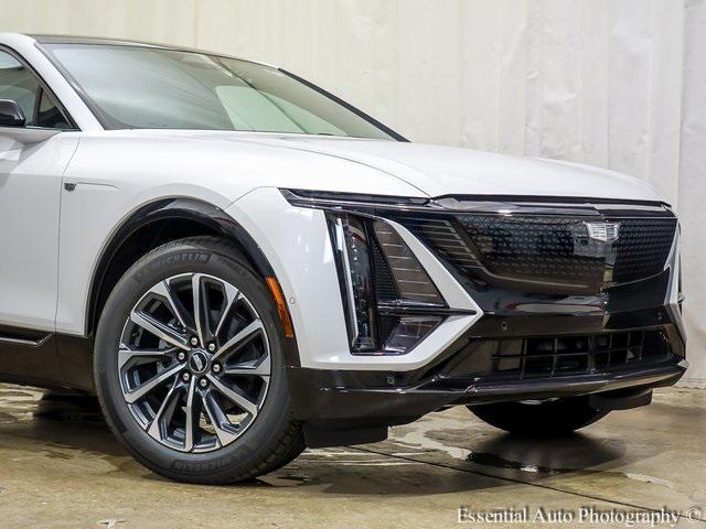 new 2025 Cadillac LYRIQ car, priced at $65,610