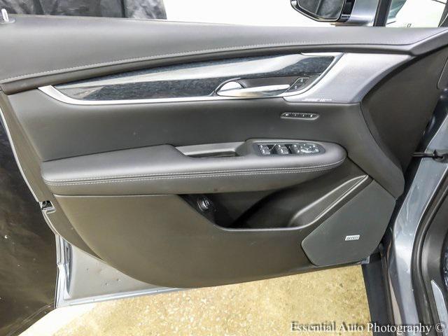 used 2022 Cadillac XT5 car, priced at $33,950