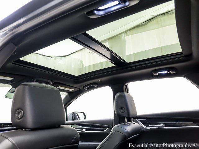 used 2022 Cadillac XT5 car, priced at $33,950