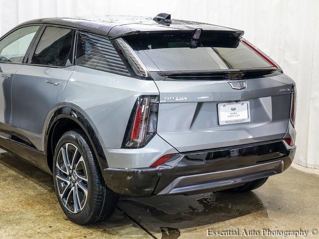 new 2025 Cadillac OPTIQ car, priced at $56,889
