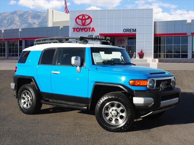 used 2007 Toyota FJ Cruiser car, priced at $16,999