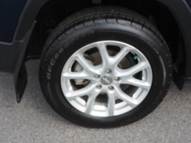 used 2018 Jeep Cherokee car