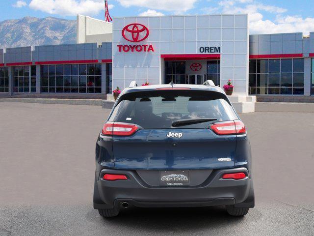 used 2018 Jeep Cherokee car