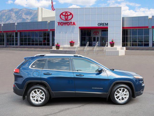 used 2018 Jeep Cherokee car