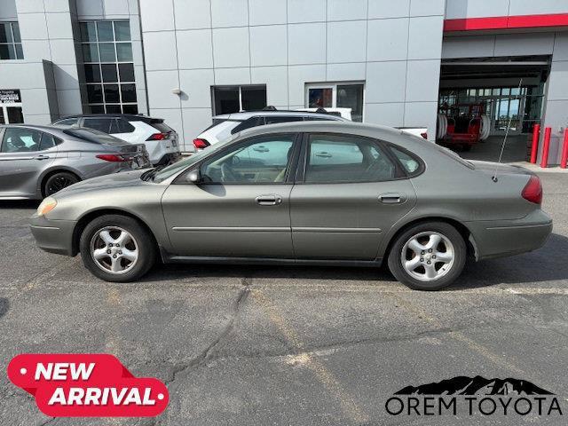 used 2003 Ford Taurus car