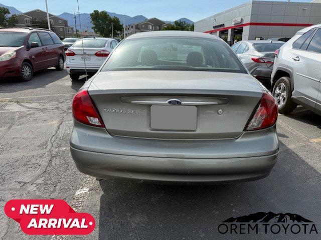 used 2003 Ford Taurus car