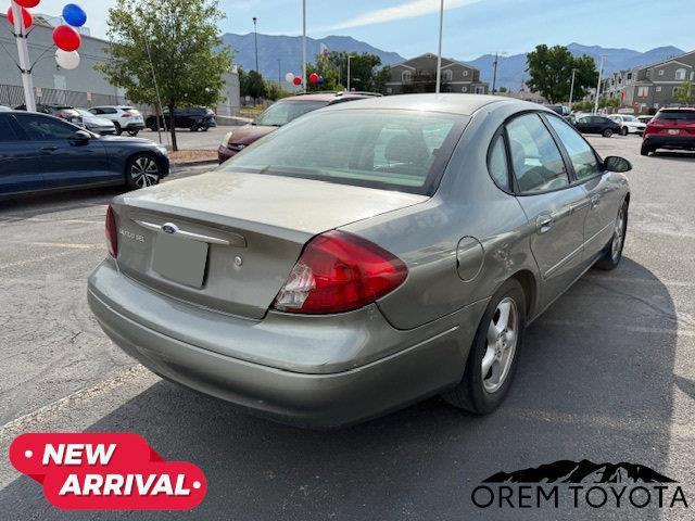 used 2003 Ford Taurus car