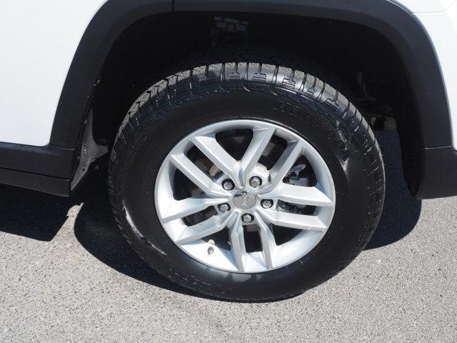 used 2023 Jeep Grand Cherokee car, priced at $28,245