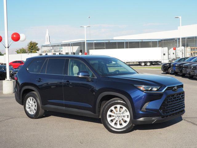 used 2025 Toyota Highlander car, priced at $53,405