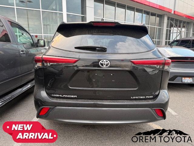 used 2023 Toyota Highlander car, priced at $46,621