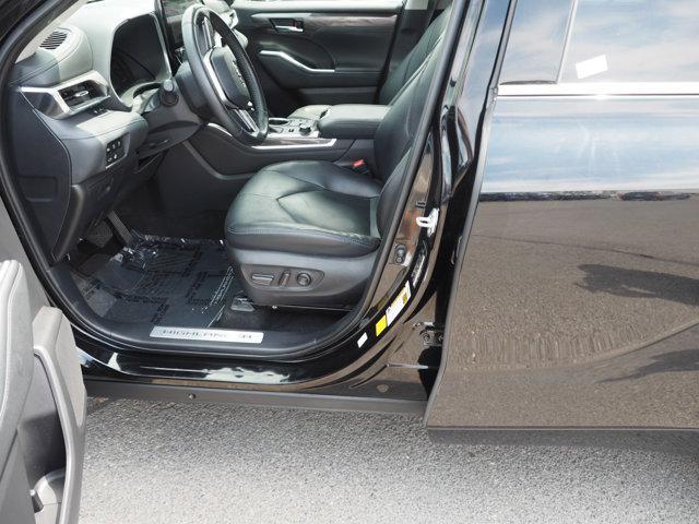 used 2023 Toyota Highlander car, priced at $42,977