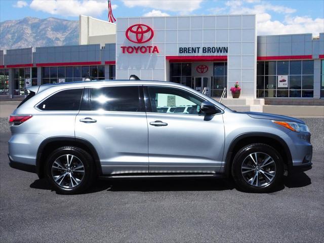 used 2016 Toyota Highlander car, priced at $15,590