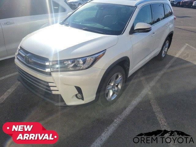 used 2017 Toyota Highlander car, priced at $25,275