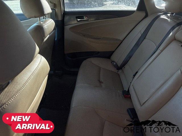 used 2013 Hyundai Sonata Hybrid car, priced at $7,627