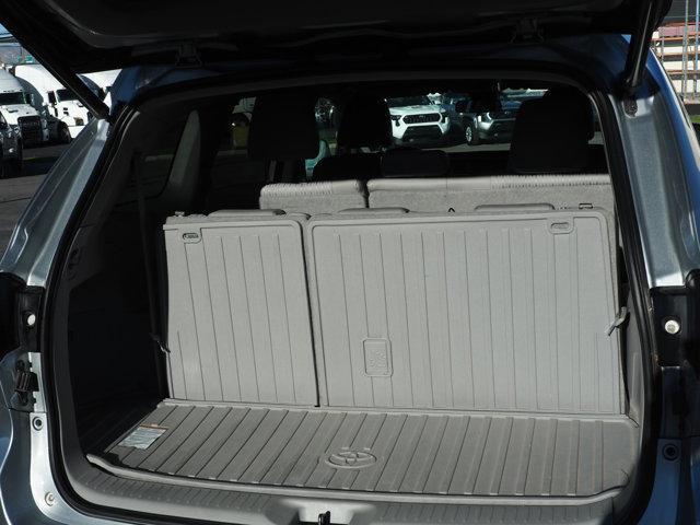 used 2018 Toyota Highlander car, priced at $25,395
