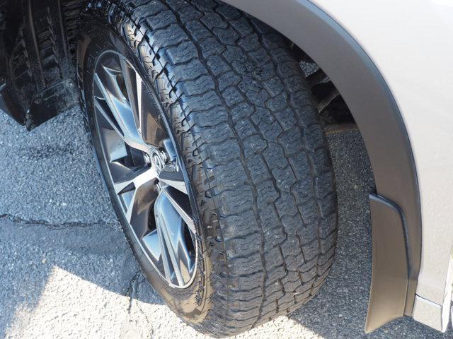 used 2018 Toyota Highlander car, priced at $25,395