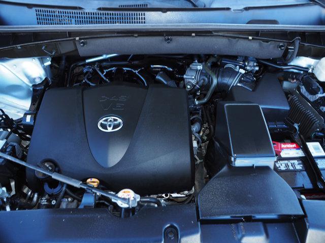 used 2018 Toyota Highlander car, priced at $25,395