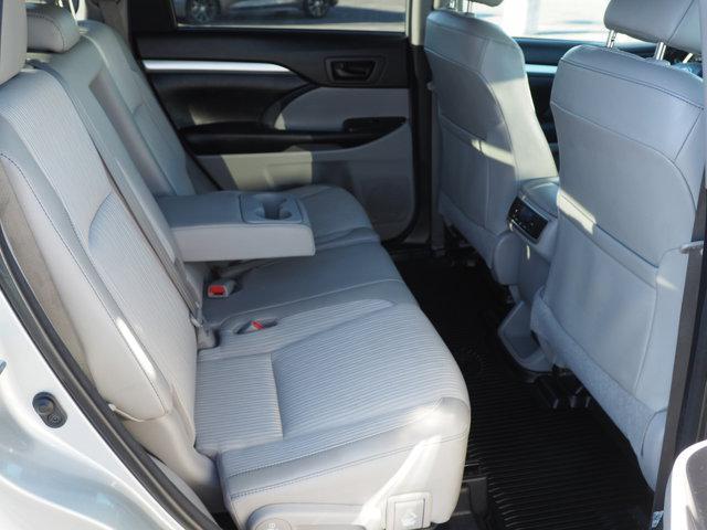 used 2018 Toyota Highlander car, priced at $25,395