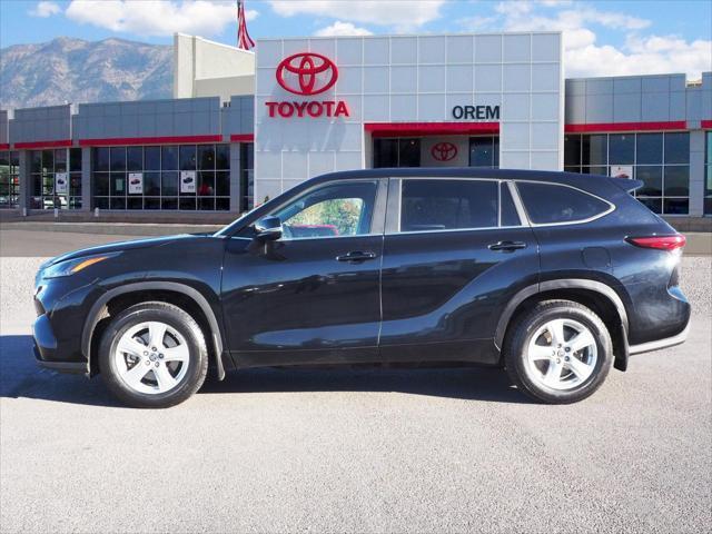 used 2023 Toyota Highlander car, priced at $35,500