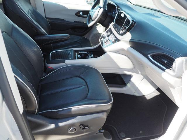 used 2023 Chrysler Pacifica Hybrid car, priced at $29,185