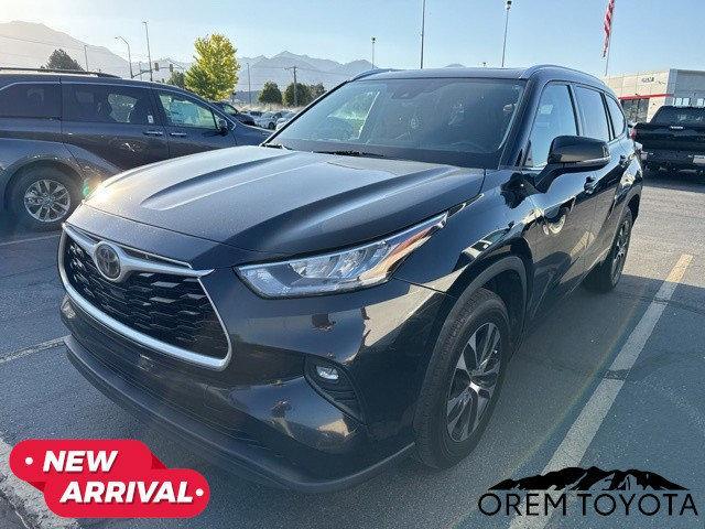 used 2020 Toyota Highlander car
