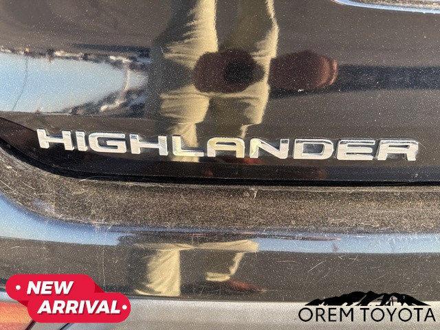 used 2020 Toyota Highlander car